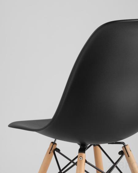 Eames стол черный D80, 2 черных стула