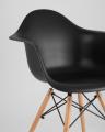 Eames стол стеклянный D80, 2 стула Eames DAW черные
