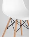 Eames D80 черный, 2 стула Eames DSW белые