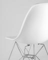 Eames диаметр 100 см, 6 стульев Eames DSR